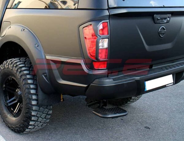 Nissan Np300 Navara Top-Up T-Step