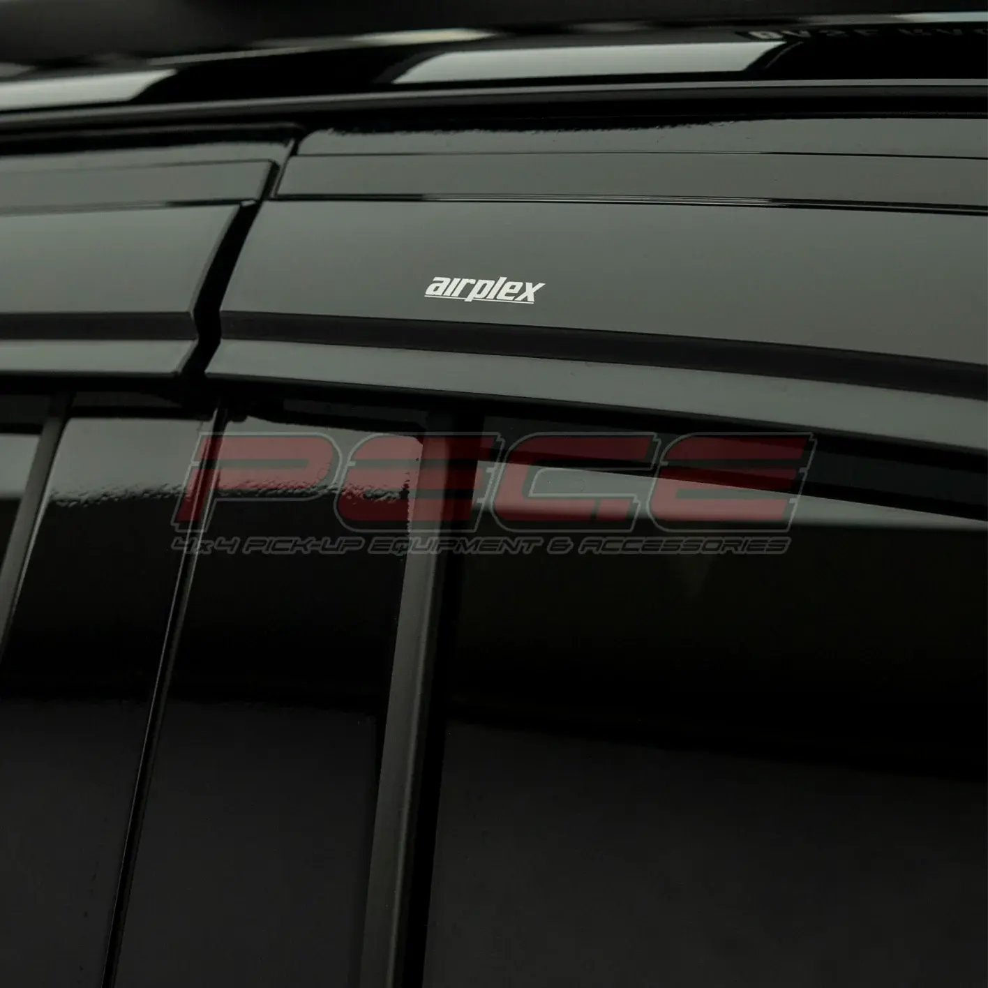 Yeni Toyota Hilux Airplex Yan Cam Rüzgarlığı