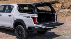 Toyota Hilux Travo Maxliner Venture Canopy – Premium Camlı Kabin