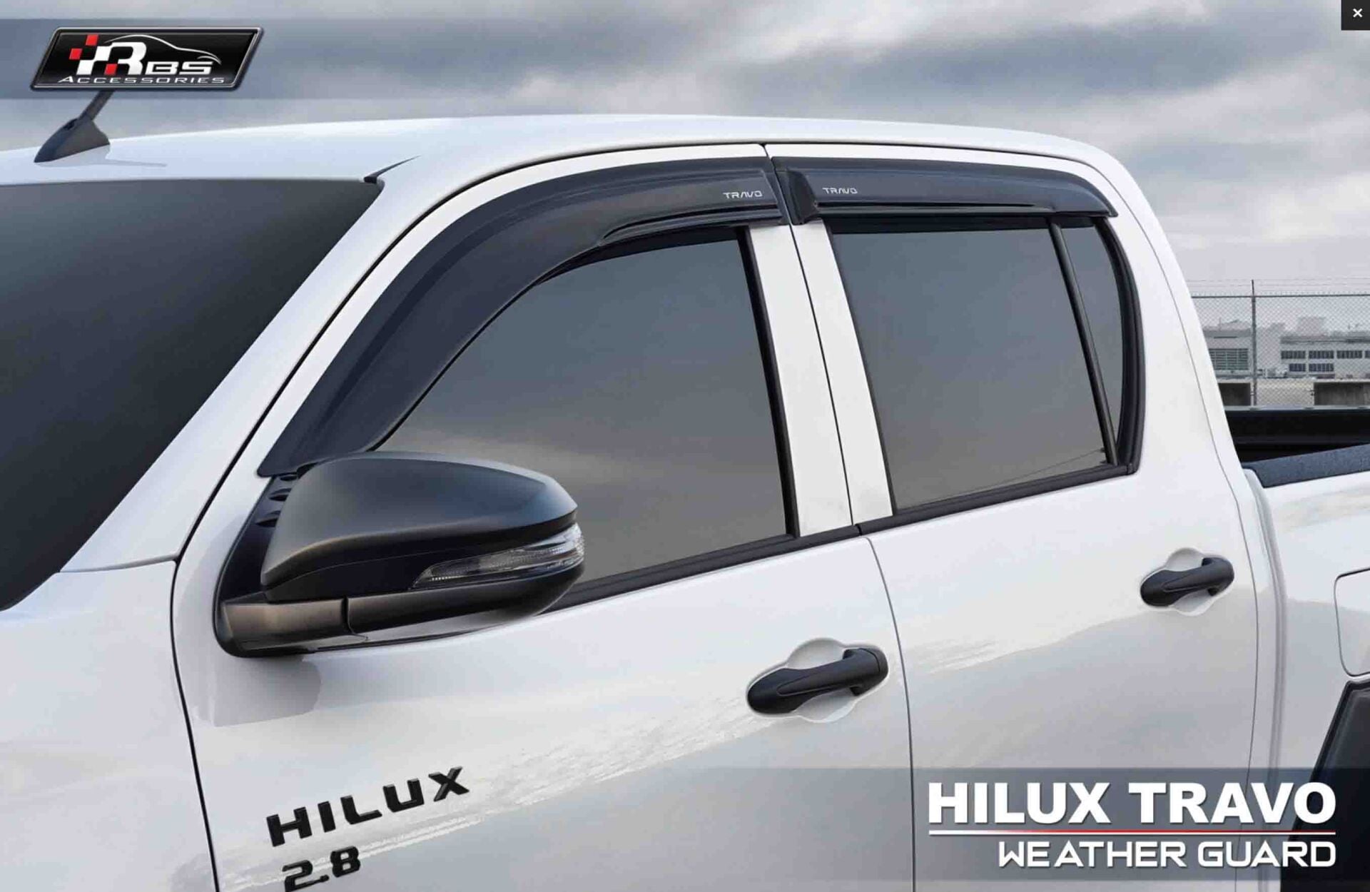 Toyota Hilux Travo RBS Yan Cam Rüzgarlığı